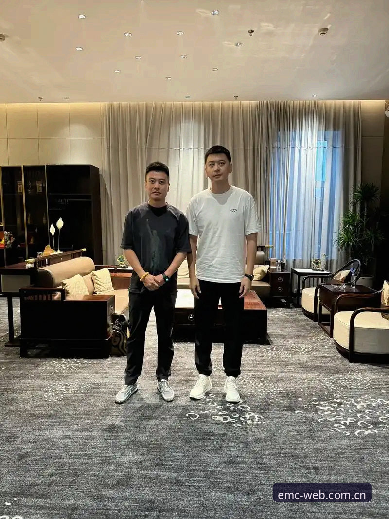 C罗压力有多大？从杨鸣的观察看前锋进球潮的实战信号